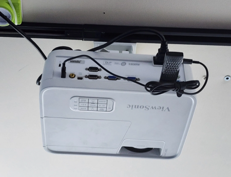 단초점 뷰소닉 v105w 팝니다