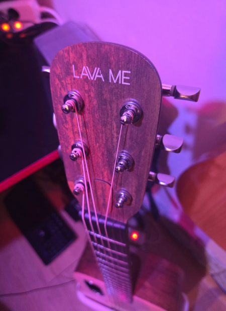 Lava me4 스마트 기타 팝니다