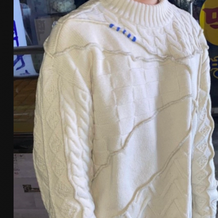 자라 아더에러 콜라보 니트