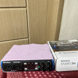 krk roket5 g4와 프리소너스 studio26c 팝니다