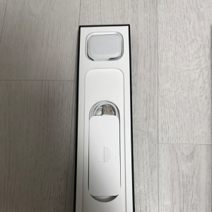 풀박스 애플워치6 44mm gps 팝니다.