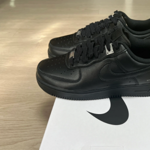 나코탭 나이키 X 1017 알릭스 9SM 포스 로우 블랙 260 , 265 사이즈 판매