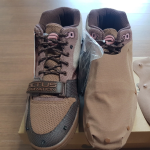 나코탭 나이키 X 스캇 에어 트레이너 1 아키오 브라운 앤 러스트 핑크 270 사이즈 판매