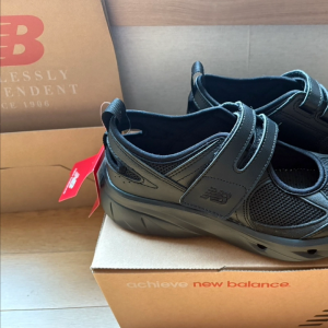 뉴발란스 브리즈 블랙(230)