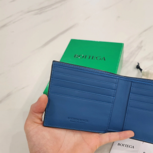 보테가베네타 투톤 반지갑 새상품