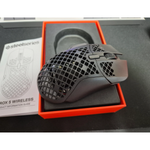 스틸시리즈 aerox5 무선 마우스 판매합니다.