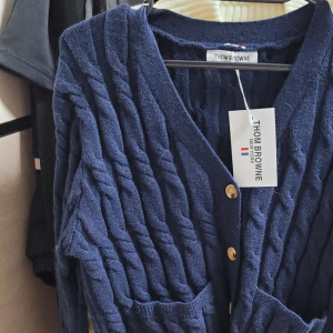 톰브라운 네이비 가디건 새상품