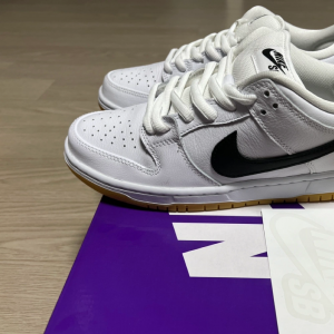 나코탭 나이키 덩크 SB 로우 프로 화이트 앤 검 라이트 브라운 265 사이즈 판매