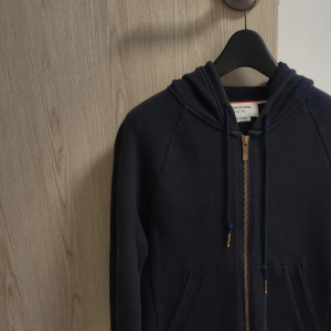 톰브라운 후드집업 네이비 1