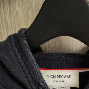 톰브라운 후드집업 네이비 1