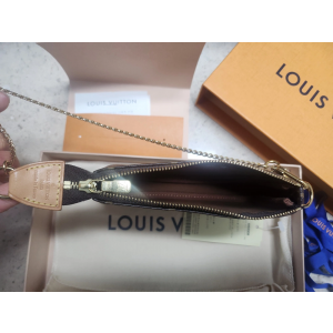 루이비통 미니포쉐트