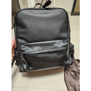 TODS 남자가죽백팩