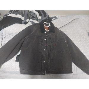 리바이스 다크그레이 프리미엄 자켓팝니다.