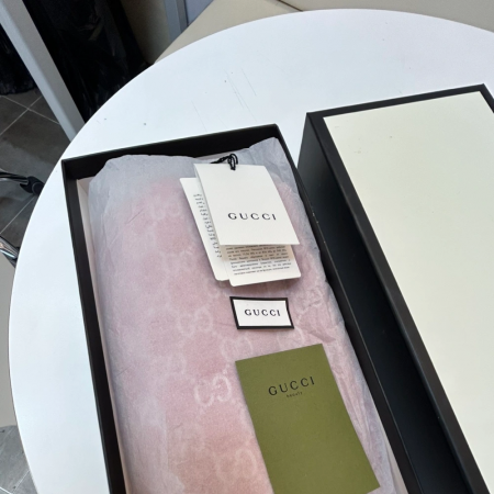 구찌 여성 실크 숄