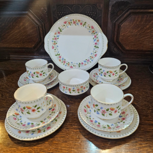 영국 파라곤 트리오, 케이크, 슈가 세트