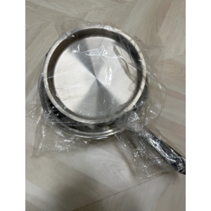 암웨이 후라이펜입니다 새것입니다