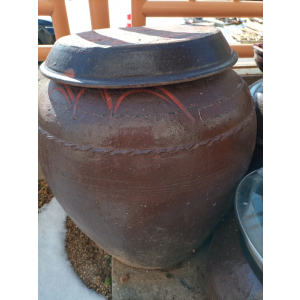 옛 된장 큰 항아리