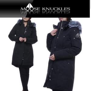 무스너클 롱패딩 vyz팝니다