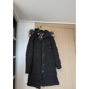 무스너클 롱패딩 vyz팝니다