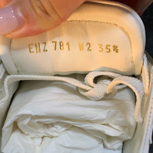 발렌티노 if골드 여성스니커즈