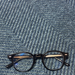 젠틀몬스터 에디 yiuA 블랙