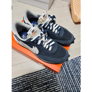 270 uty나이키 프라그 사카이 와플 팝니다