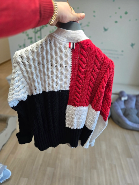 톰브라운 니트가디건 z100 105