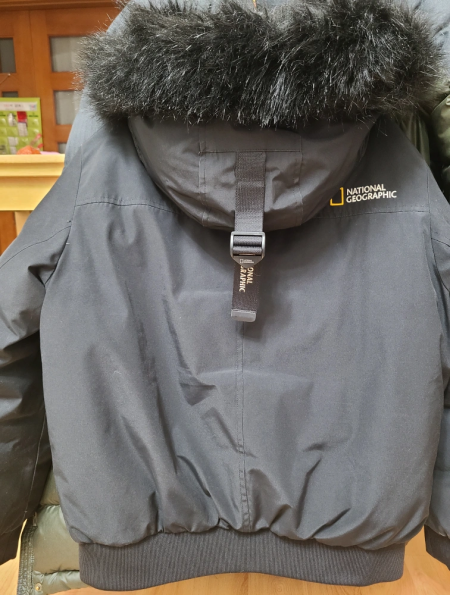 내셔널 지오그래픽 90 사이즈 chs패딩23년식