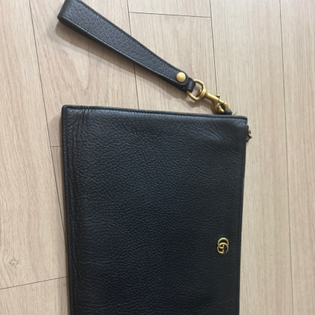 구찌 블랙 가죽 fbs클러치