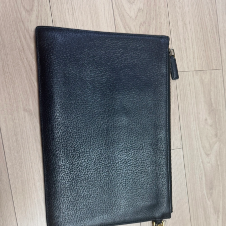 구찌 블랙 가죽 fbs클러치