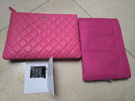 샤넬 클러치 yt미듐