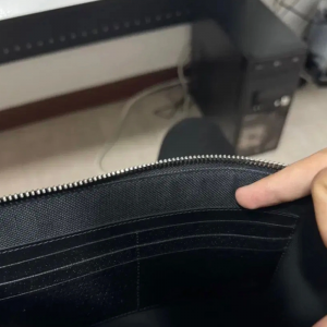 구찌 싸이키델릭 클러치 oun새상품급