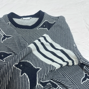 톰브라운 니트 awnm