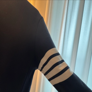 톰브라운 네이비 tdf삼선 맨투맨 3