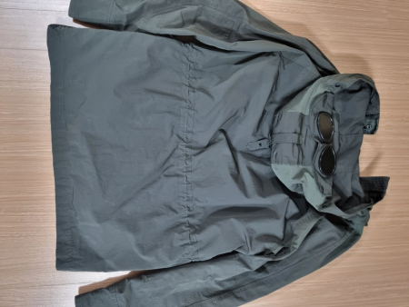 CP컴퍼니 고글 vie자켓