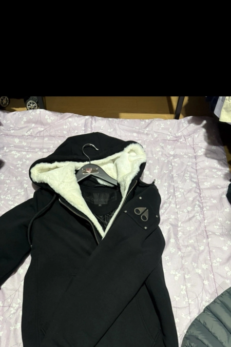 무스너클 ob버니스웨터