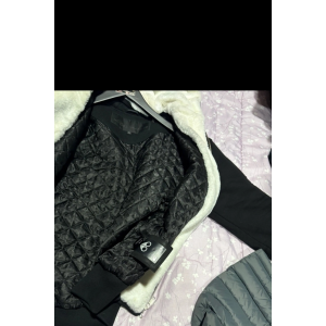 무스너클 ob버니스웨터