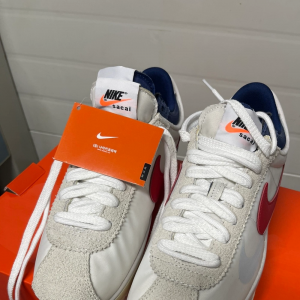 나이키 사카이 ls코르테즈 풀박스(텍 있음)