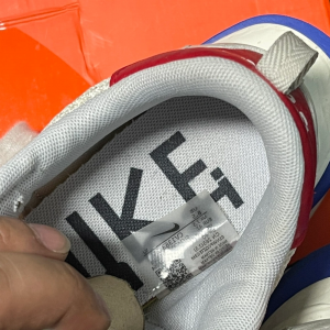 나이키 사카이 ich베이피와플 로얄 푸시아(박스포함)