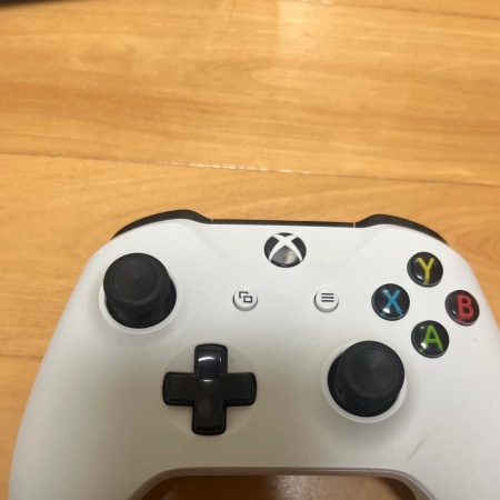 xbox one s 본체, 무선 컨트롤러, 전원케이블 2개
