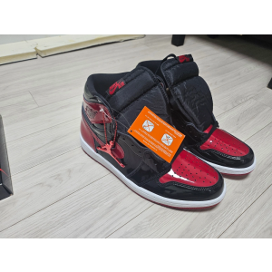 조던1하이 브레드 페이던트 팝니다 io280