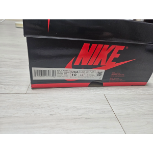 조던1하이 브레드 페이던트 팝니다 io280