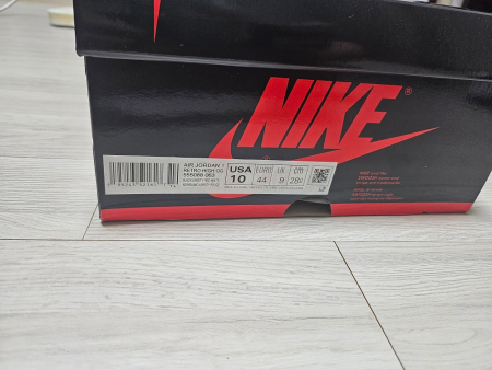 조던1하이 브레드 페이던트 팝니다 io280