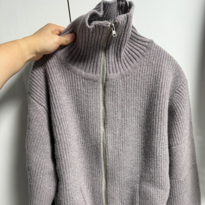 홀리선 hut마샬 풀집업 라벤더색상 팝니다