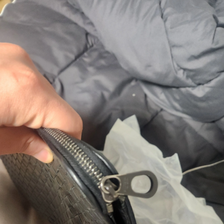 보테가베네타 go인트레아치토 도큐먼트 클러치