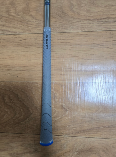 테일러메이드 드라이버 샤프트 팝니다