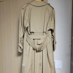 정품 버버리 ehb트렌치코트