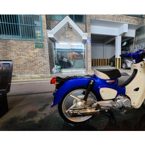 혼다 슈퍼 커브22년식 팝니다