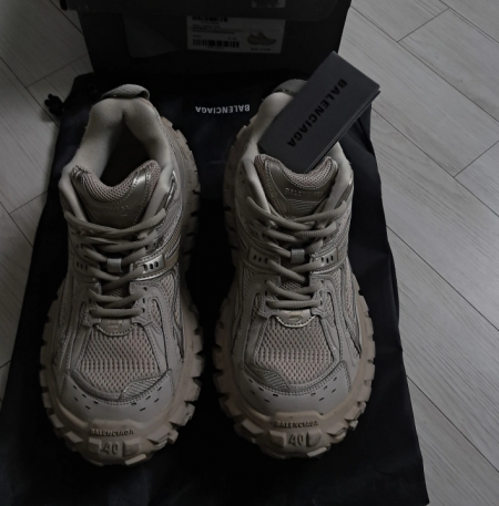 발렌시아가 디펜더 lz(40)