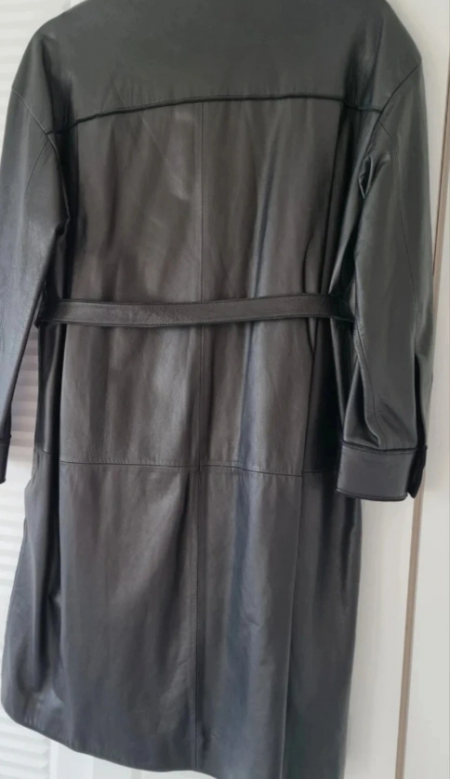 꼼빠니아 양가죽 코트